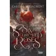Six Scortched Roses - Hat megperzselt rózsa - Éldekorált kiadás